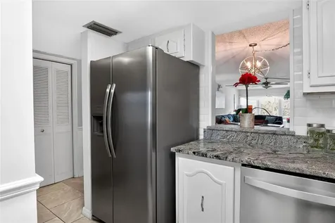 333 Lake Howard Drive NW Winter Haven FL 33880