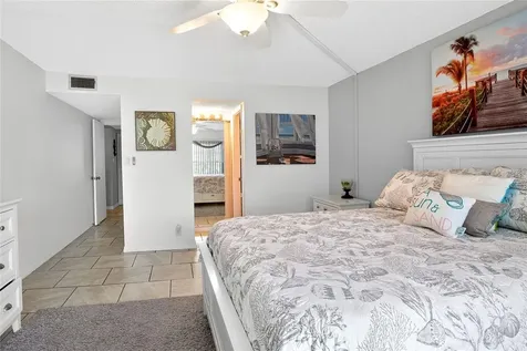 333 Lake Howard Drive NW Winter Haven FL 33880