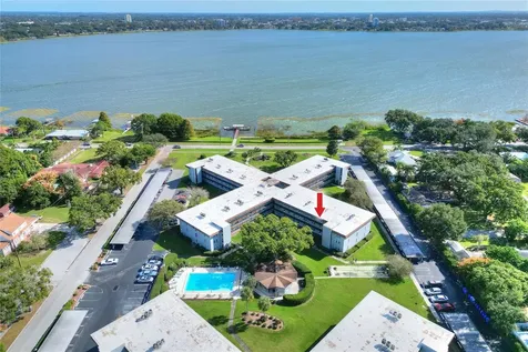 333 Lake Howard Drive NW Winter Haven FL 33880