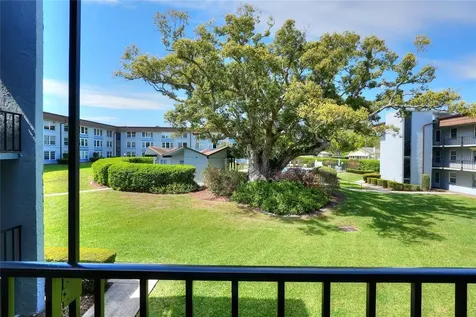 333 Lake Howard Drive NW Winter Haven FL 33880