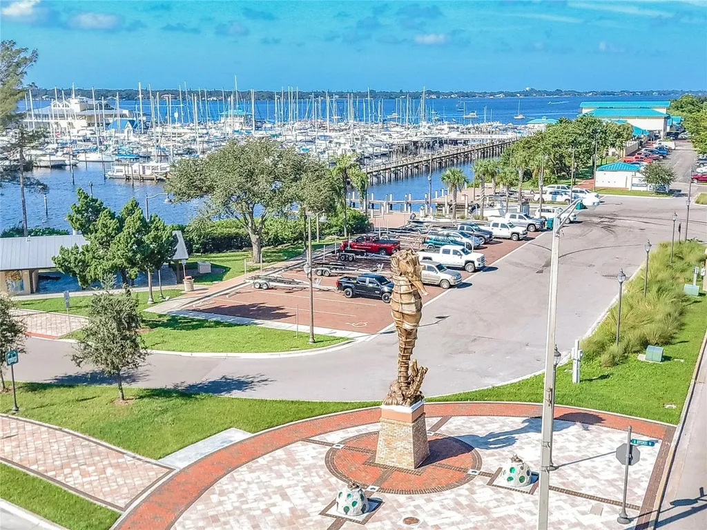 1201 6th Street W Palmetto FL 34221