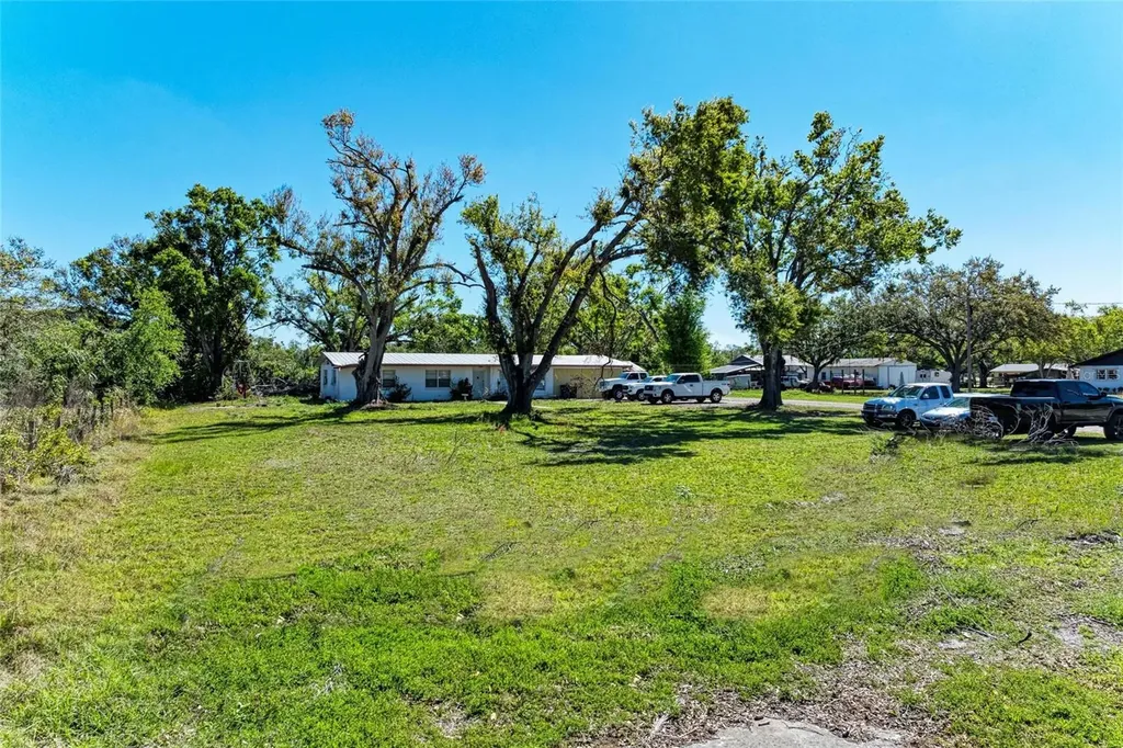 4007 45th Street E Bradenton FL 34208