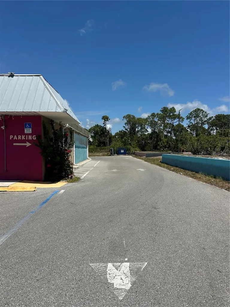 119 S Indiana Avenue Englewood FL 34223