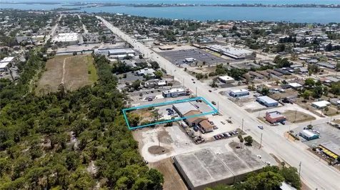 119 S Indiana Avenue Englewood FL 34223