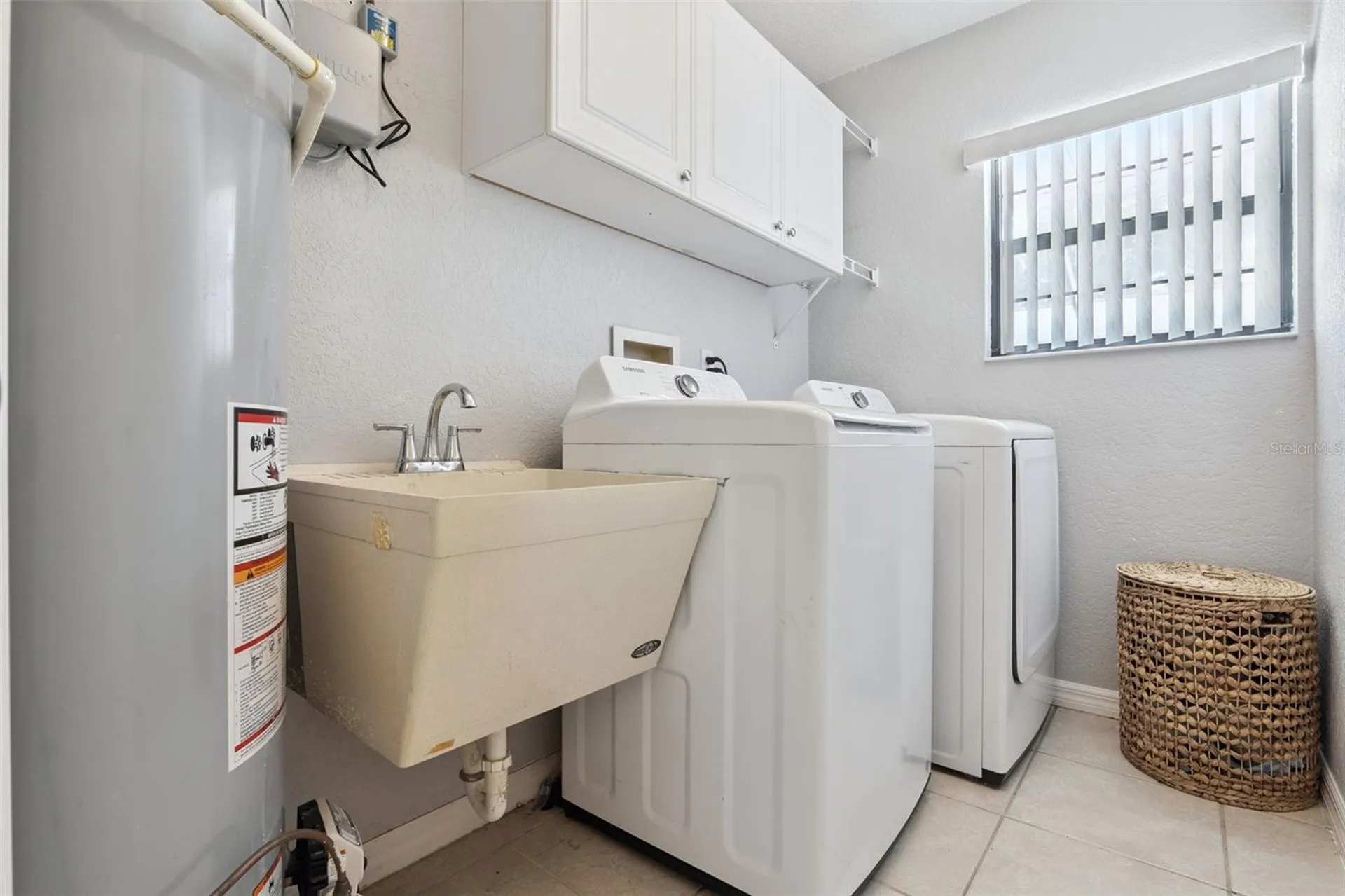 209 E Catawba Street Fruitland Park FL 34731