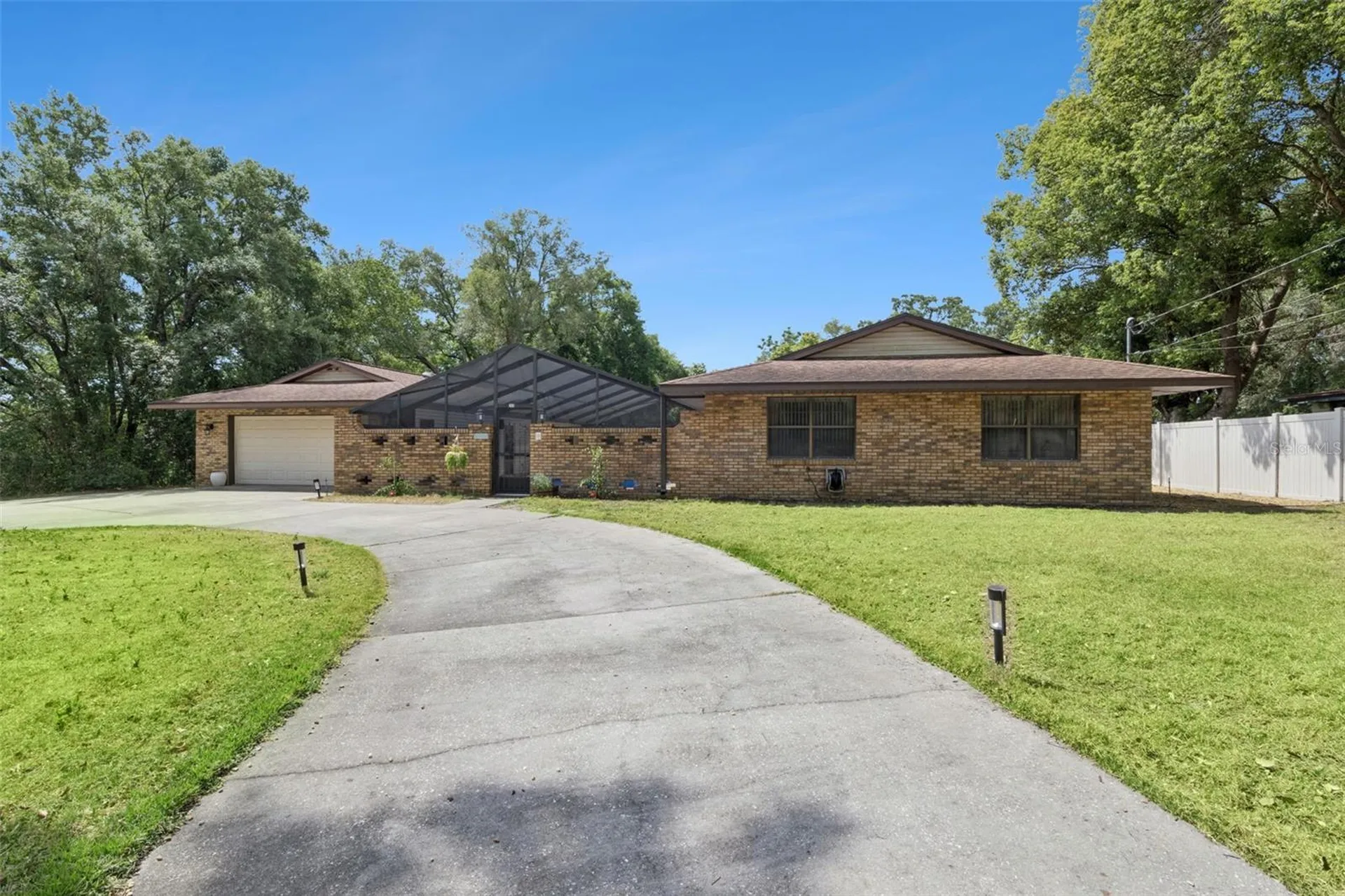 209 E Catawba Street Fruitland Park FL 34731