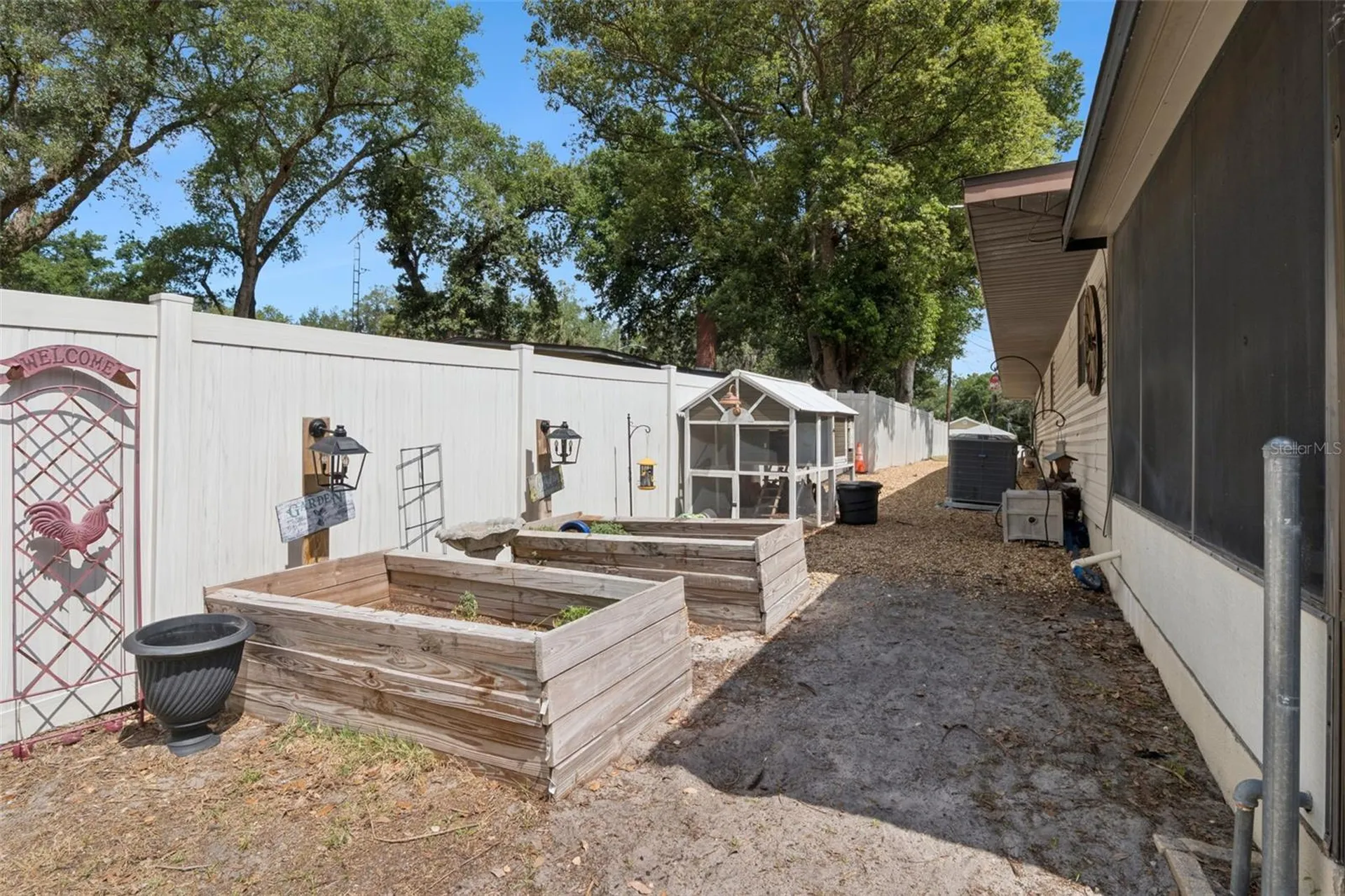 209 E Catawba Street Fruitland Park FL 34731
