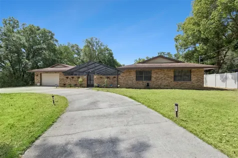 209 E Catawba Street Fruitland Park FL 34731