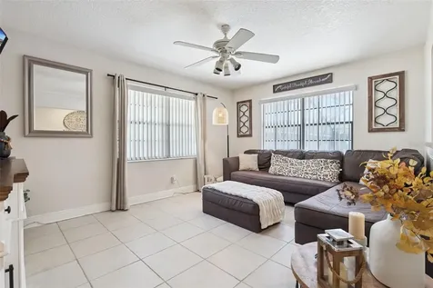 209 E Catawba Street Fruitland Park FL 34731