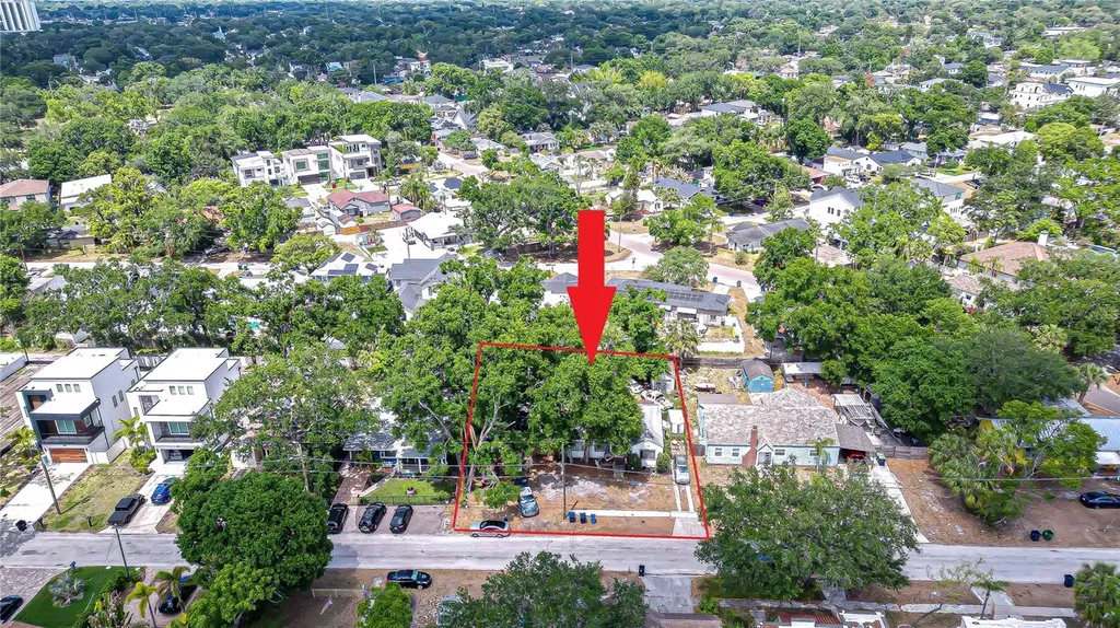 1009 W Coral Street Tampa FL 33602
