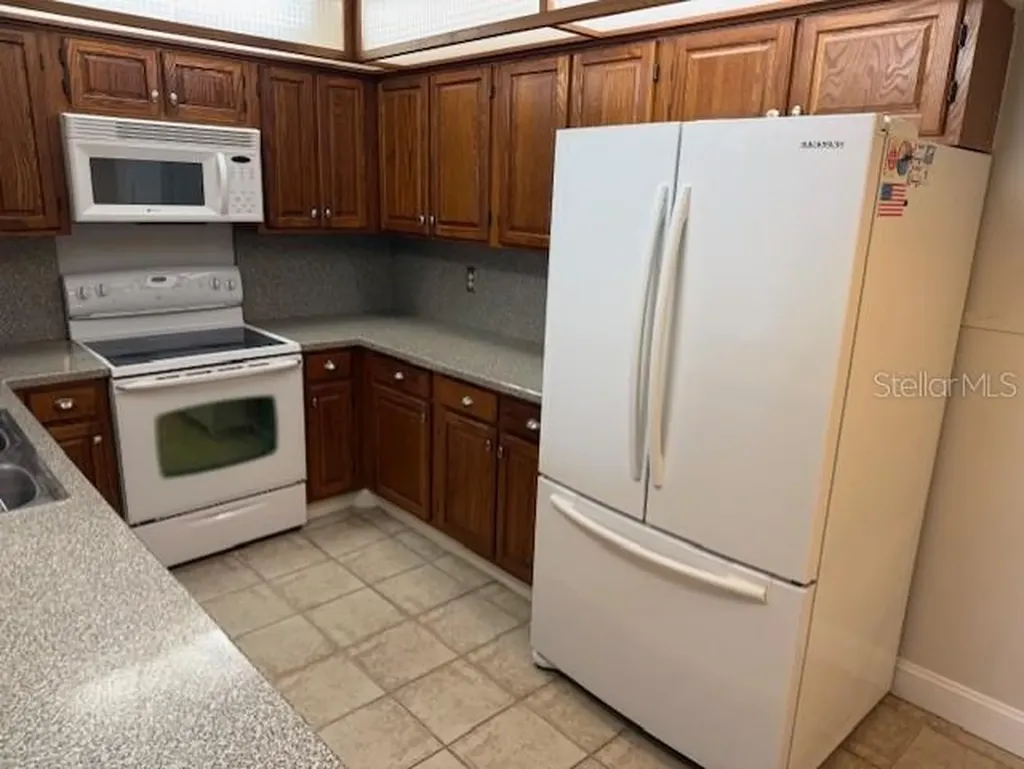 14810 Rue De Bayonne Clearwater FL 33762
