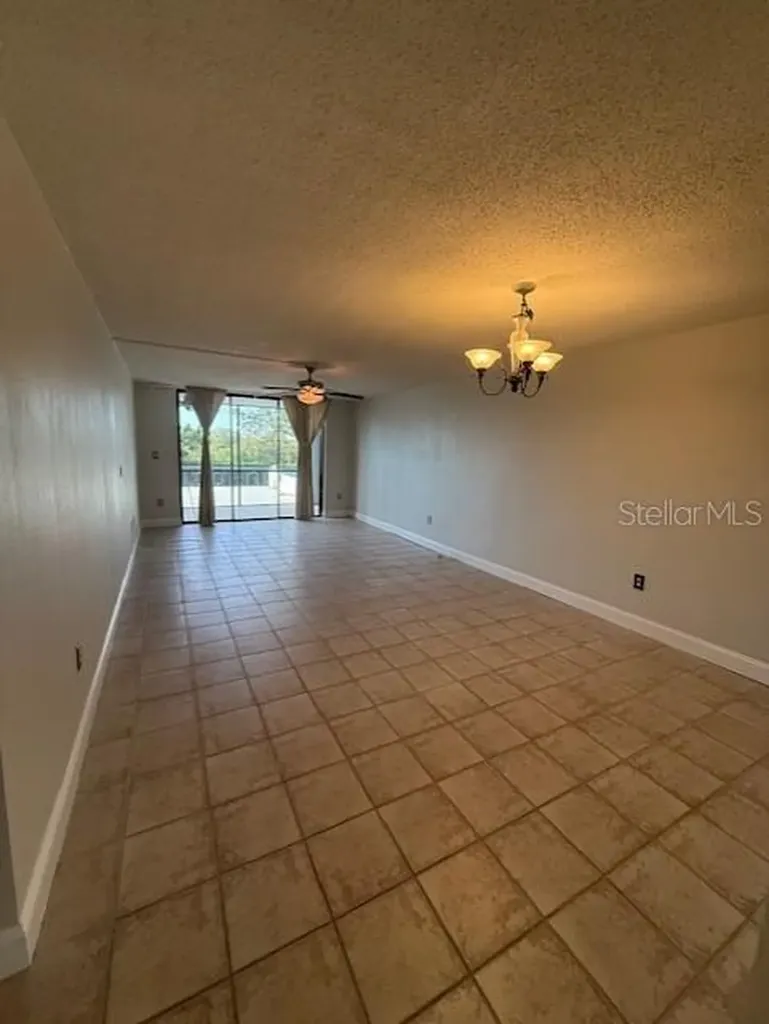 14810 Rue De Bayonne Clearwater FL 33762