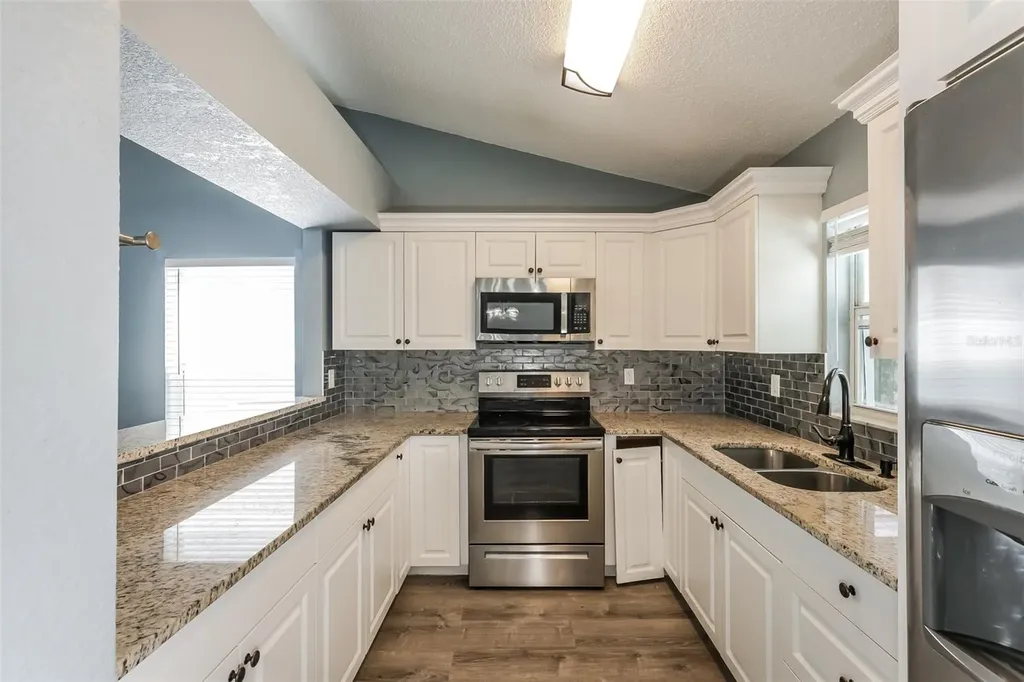 4720 Dunquin Place Tampa FL 33610