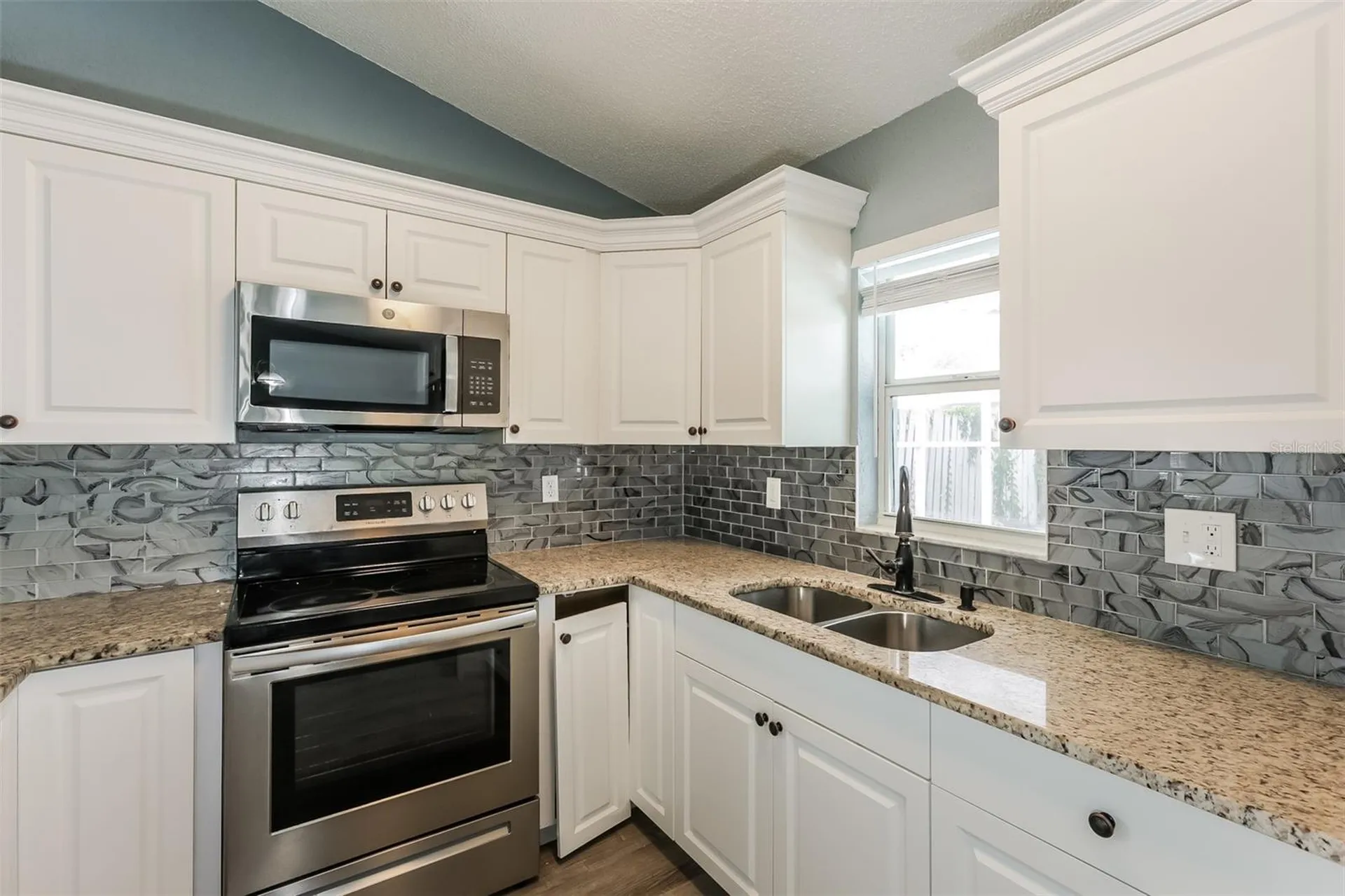 4720 Dunquin Place Tampa FL 33610