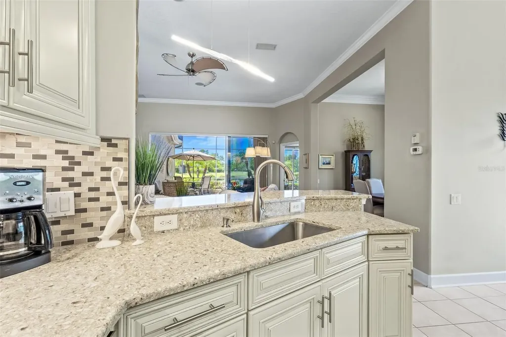 8622 51st Terrace E Bradenton FL 34211
