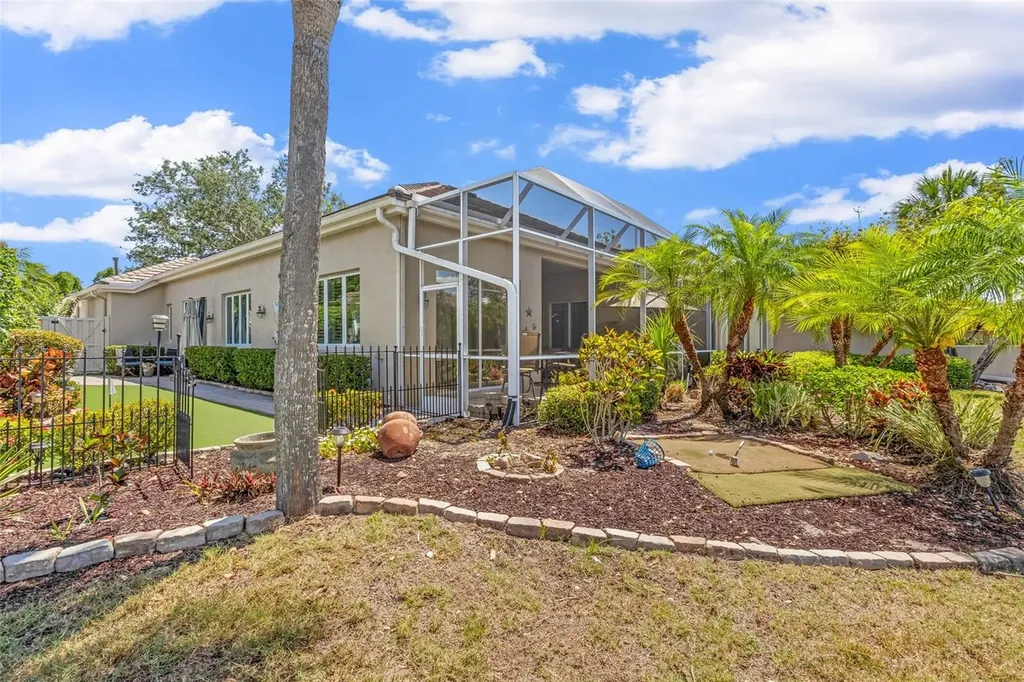 8622 51st Terrace E Bradenton FL 34211
