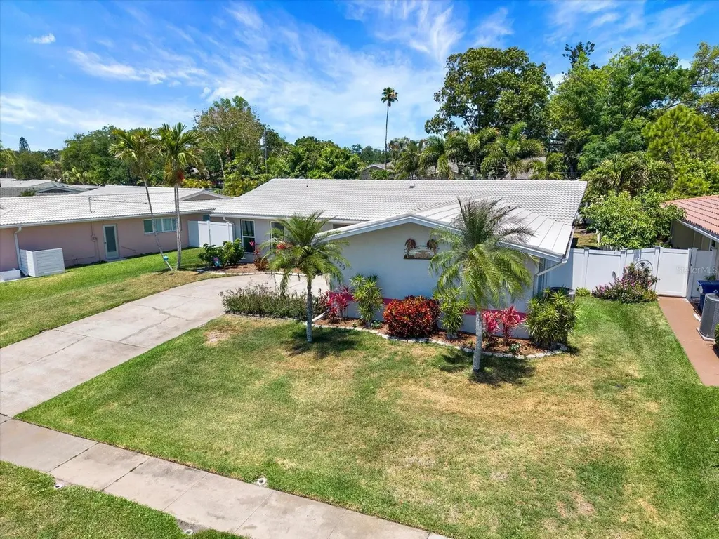 14725 Crown Drive Largo FL 33774