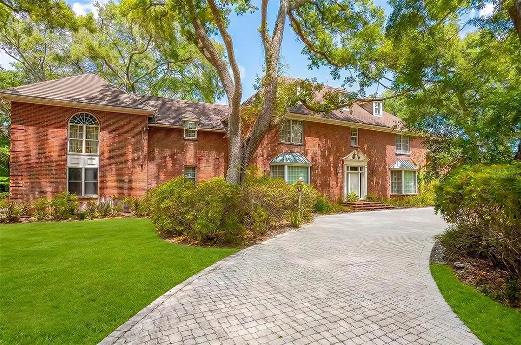 2124 Laurence Drive Clearwater FL 33764