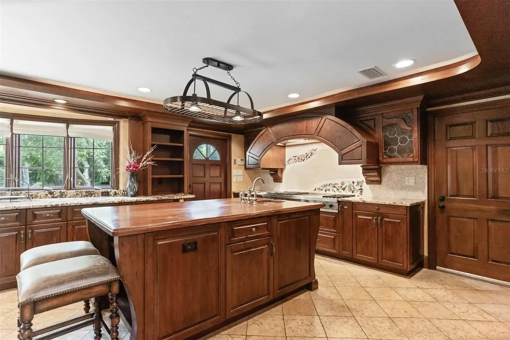2124 Laurence Drive Clearwater FL 33764