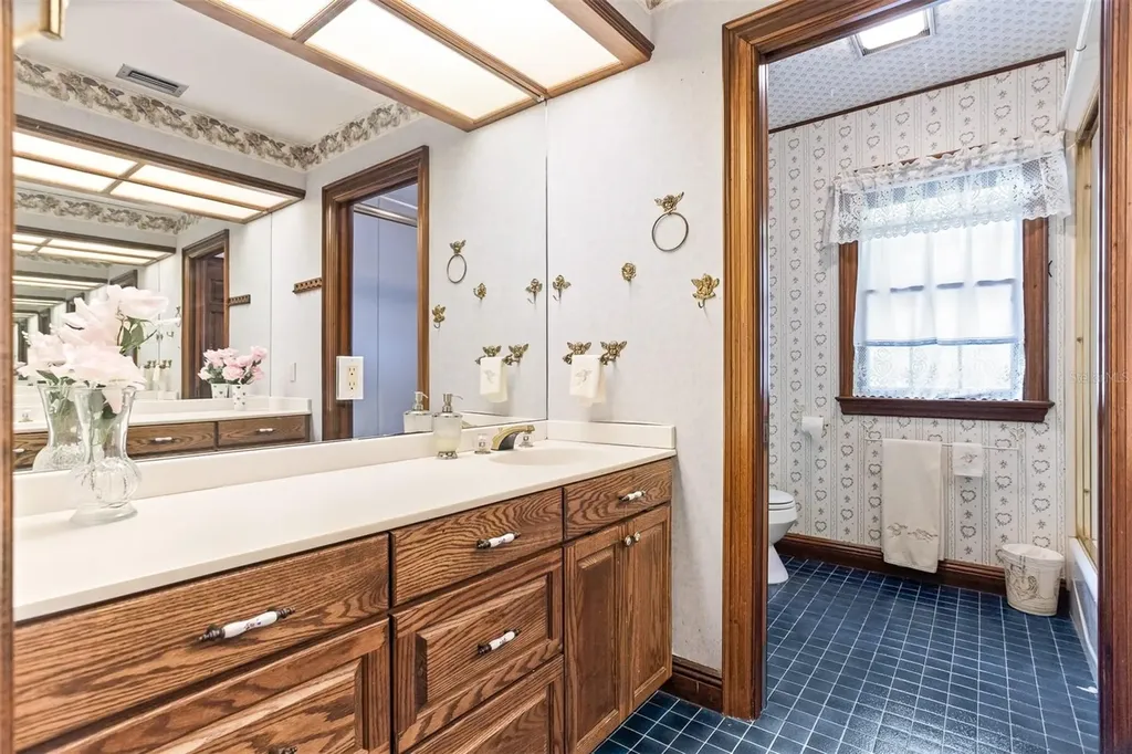 2124 Laurence Drive Clearwater FL 33764