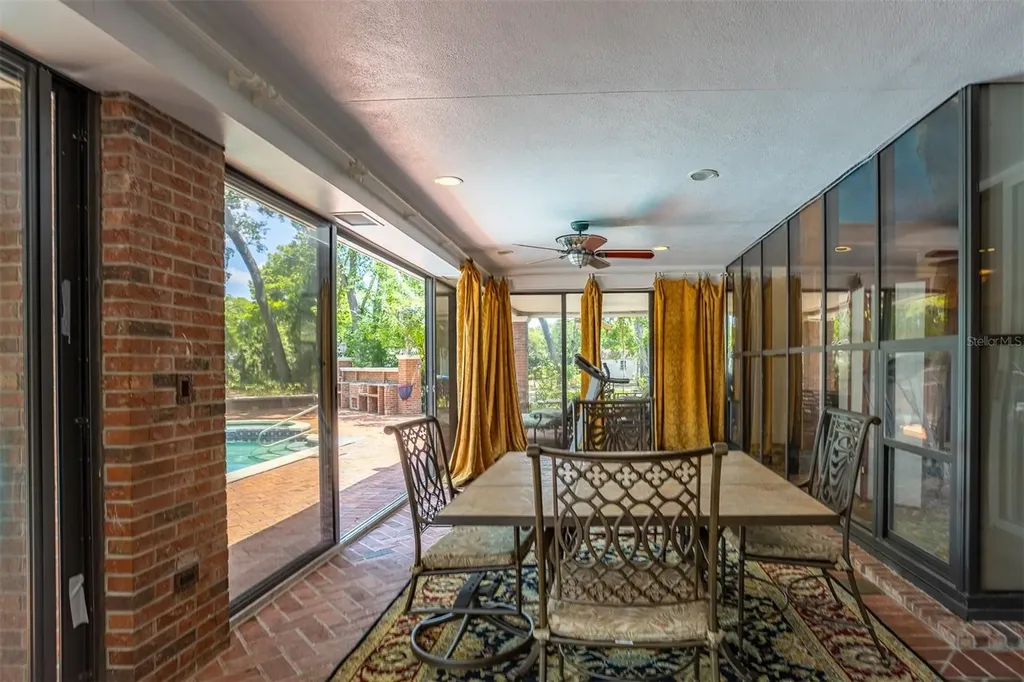 2124 Laurence Drive Clearwater FL 33764