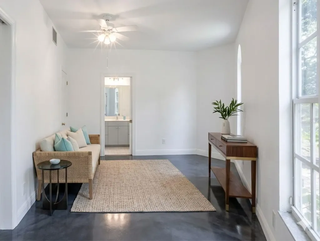 2124 Laurence Drive Clearwater FL 33764