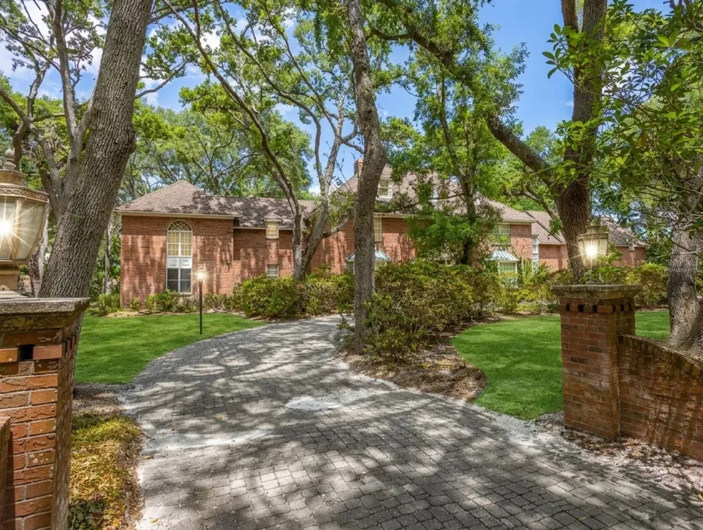 2124 Laurence Drive Clearwater FL 33764