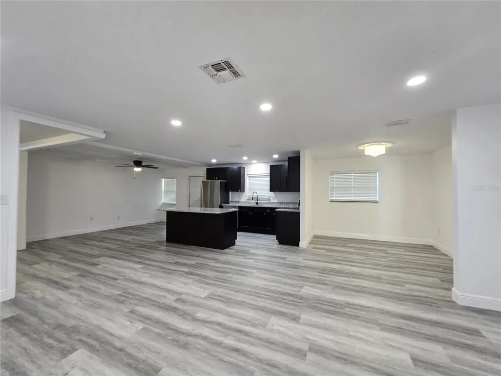 1816 Rendale Drive Orlando FL 32805