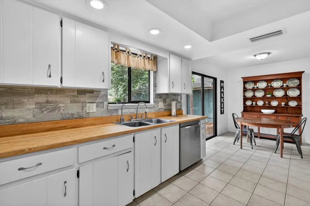 26 Baymeadow Court Ormond Beach FL 32174