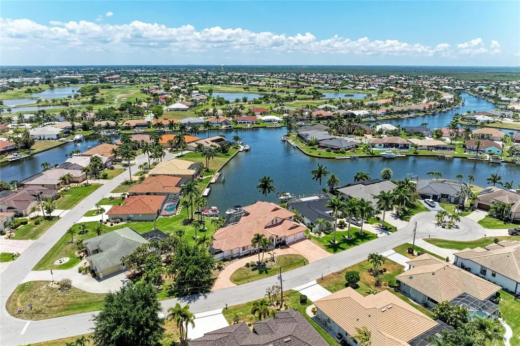 524 La Caruna Court Punta Gorda FL 33950