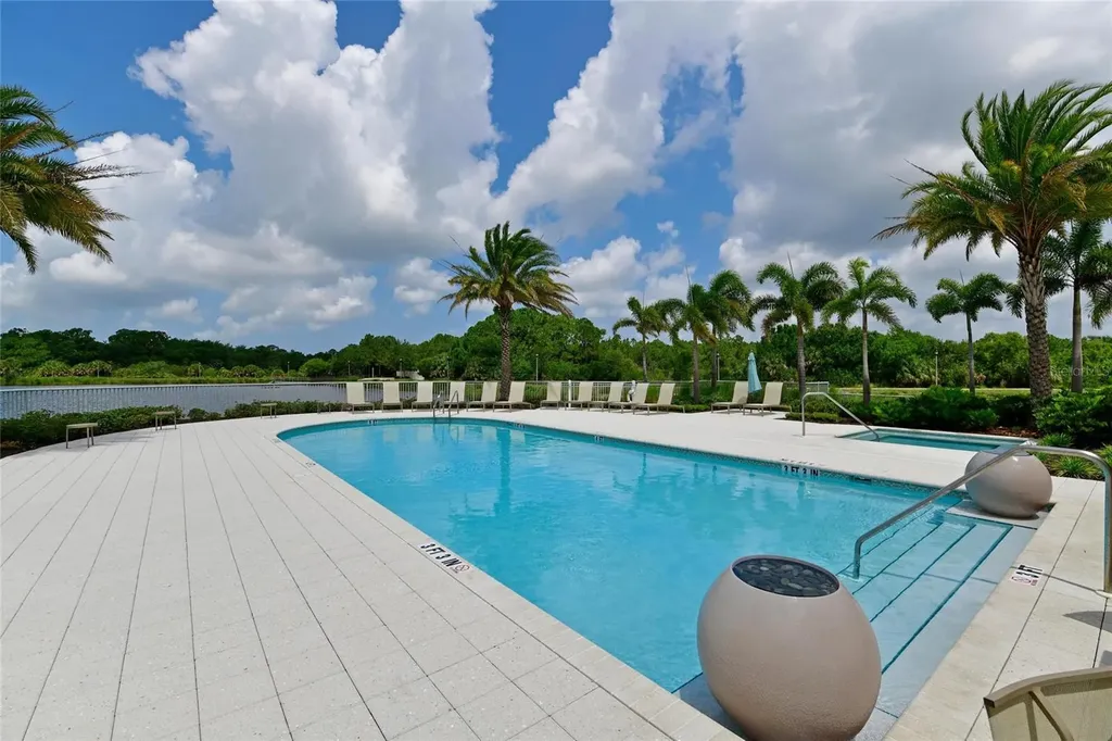 10520 Boardwalk Loop Bradenton FL 34202