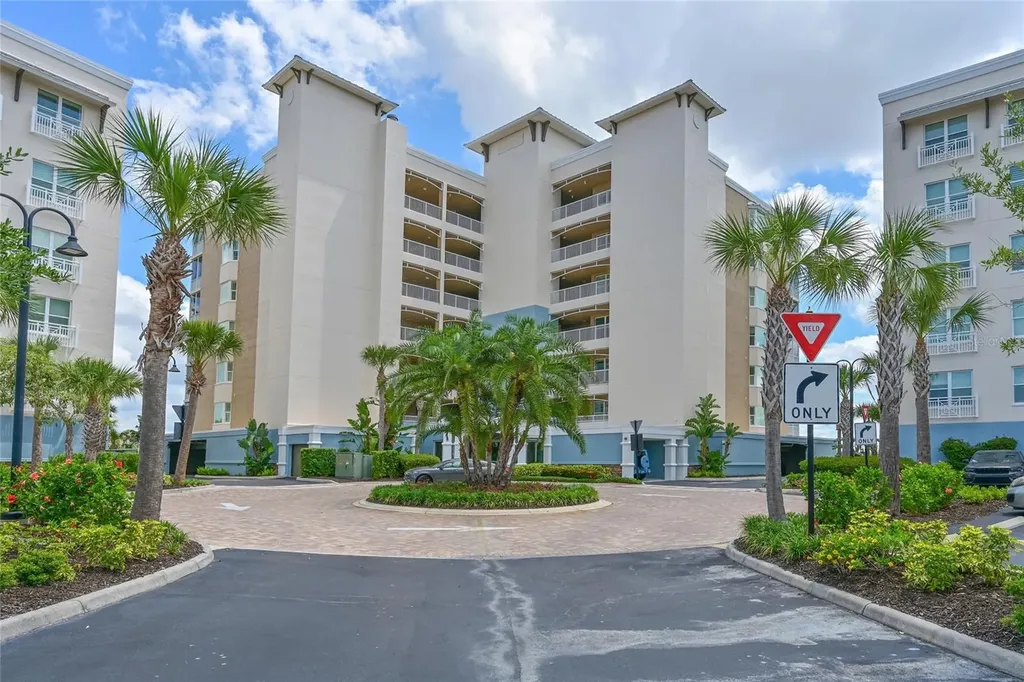 10520 Boardwalk Loop Bradenton FL 34202