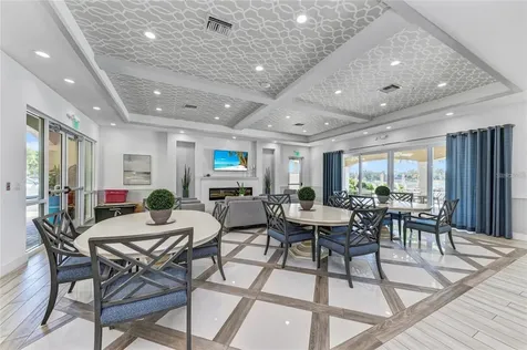 10520 Boardwalk Loop Bradenton FL 34202