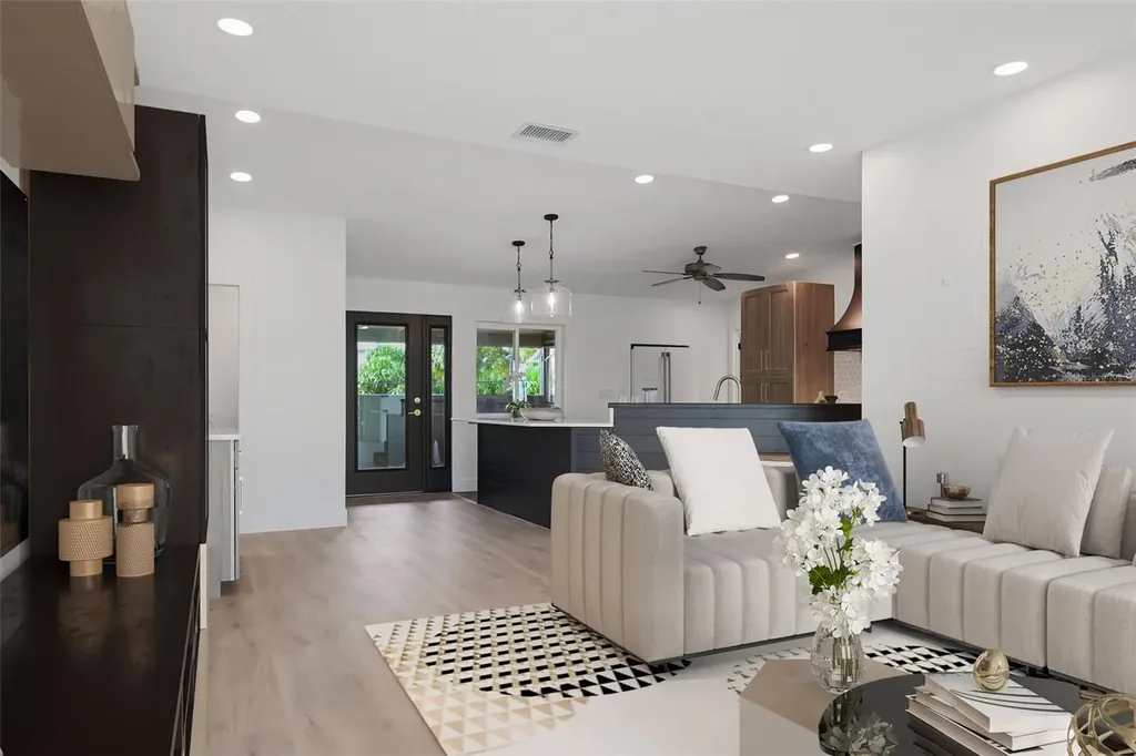 10701 Pine Island Drive Weeki Wachee FL 34607