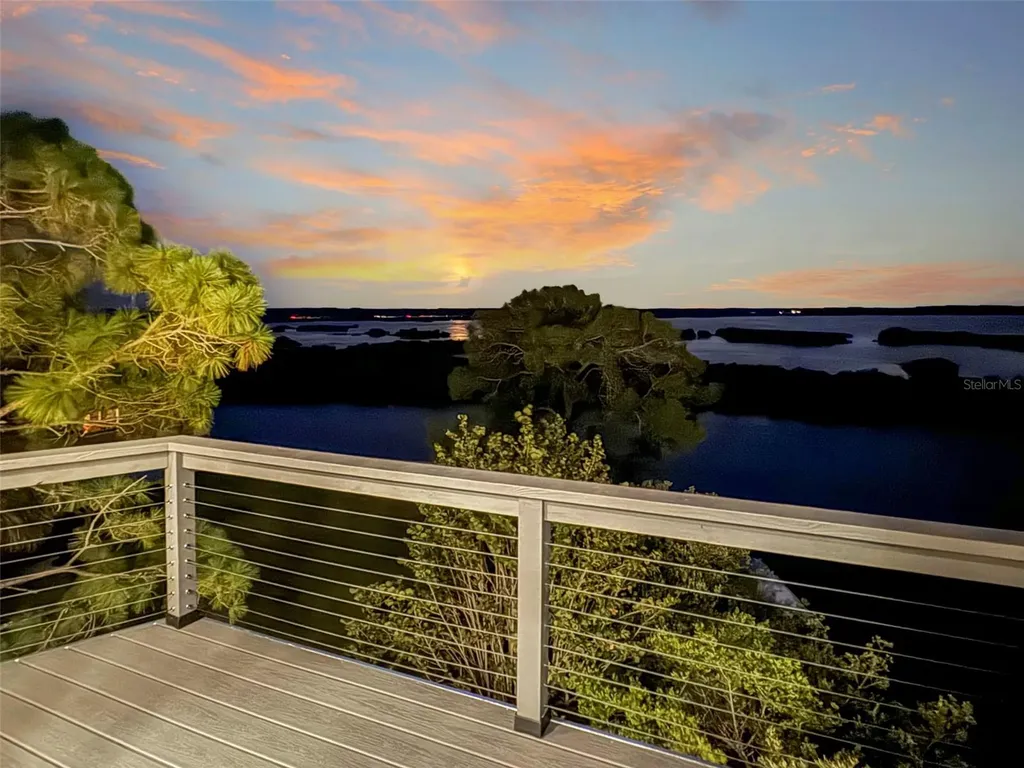 10701 Pine Island Drive Weeki Wachee FL 34607