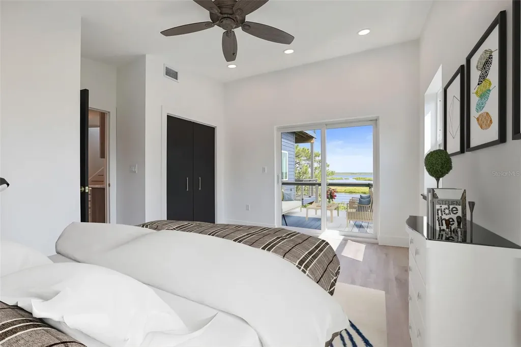 10701 Pine Island Drive Weeki Wachee FL 34607