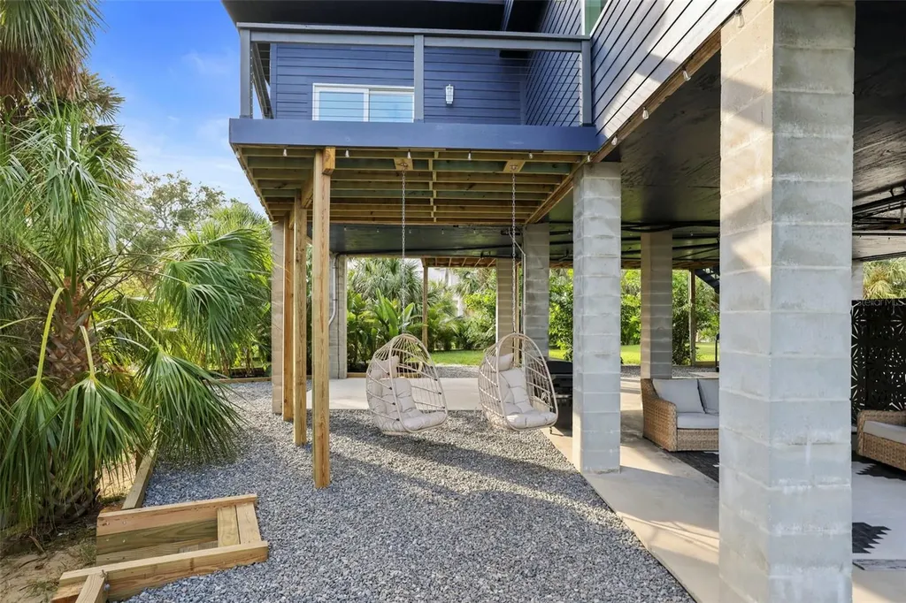 10701 Pine Island Drive Weeki Wachee FL 34607