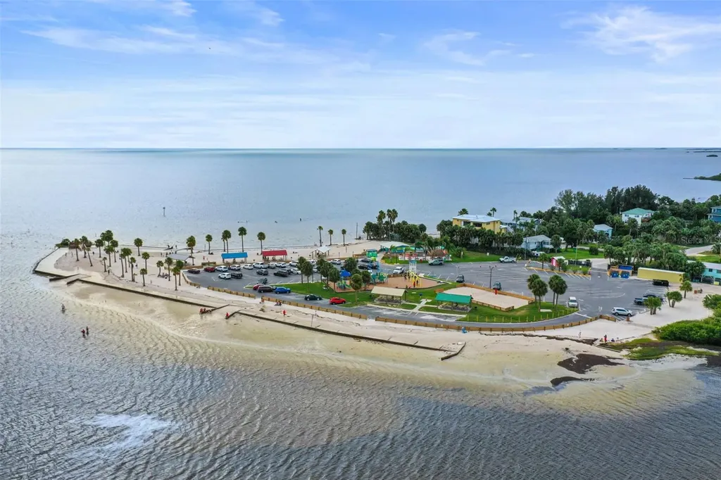 10701 Pine Island Drive Weeki Wachee FL 34607