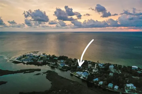 10701 Pine Island Drive Weeki Wachee FL 34607