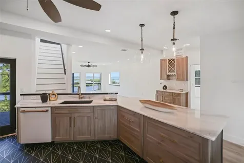 10701 Pine Island Drive Weeki Wachee FL 34607