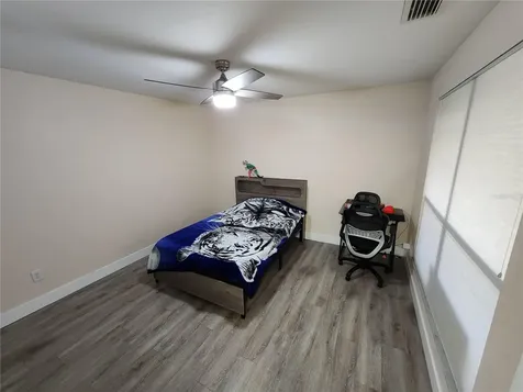 3402 Ellenwood Lane Tampa FL 33618