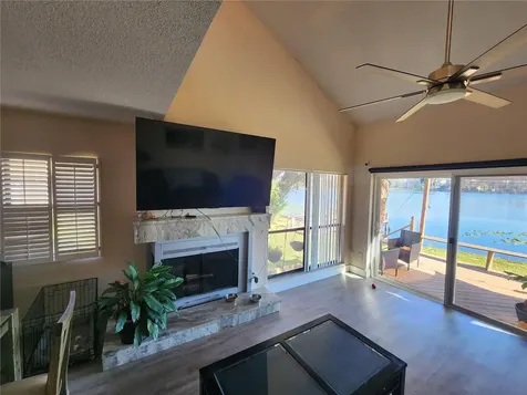 3402 Ellenwood Lane Tampa FL 33618