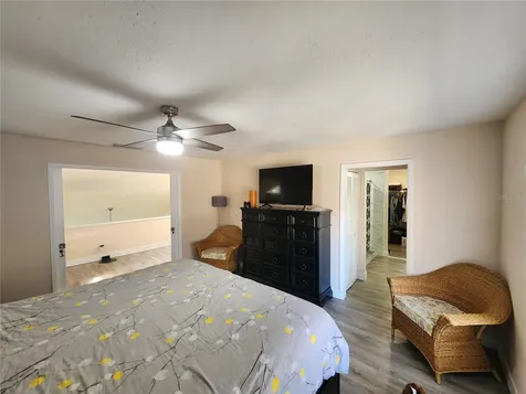 3402 Ellenwood Lane Tampa FL 33618
