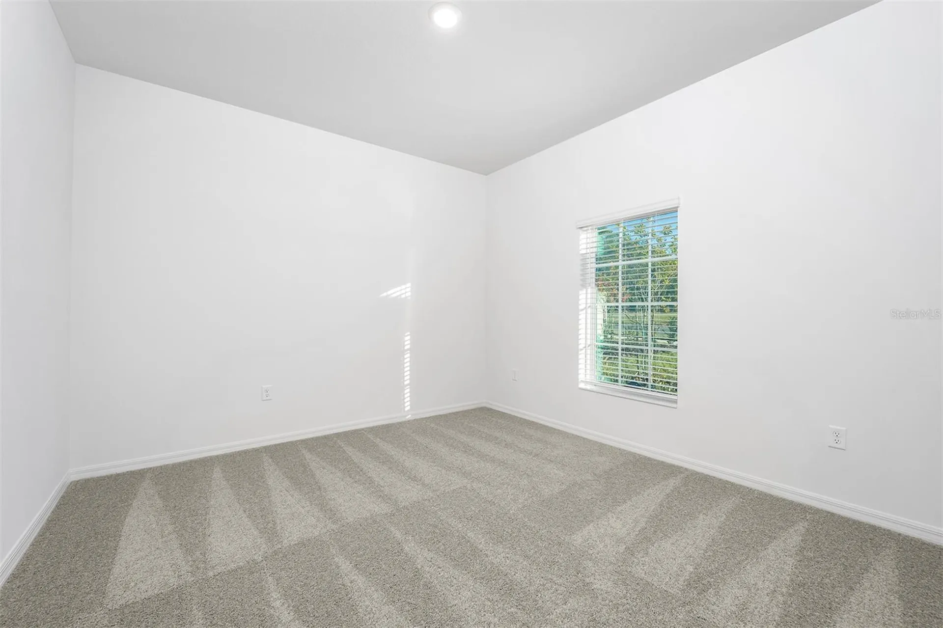 13347 Tula Loop Astatula FL 34705