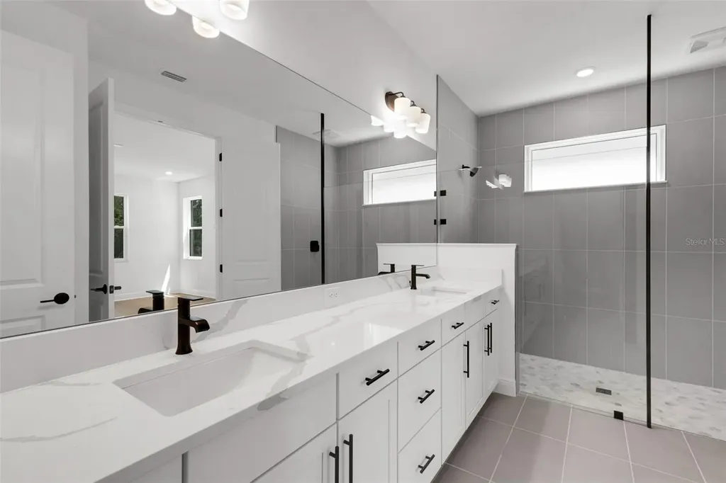 3681 142nd Ter E Parrish FL 34219