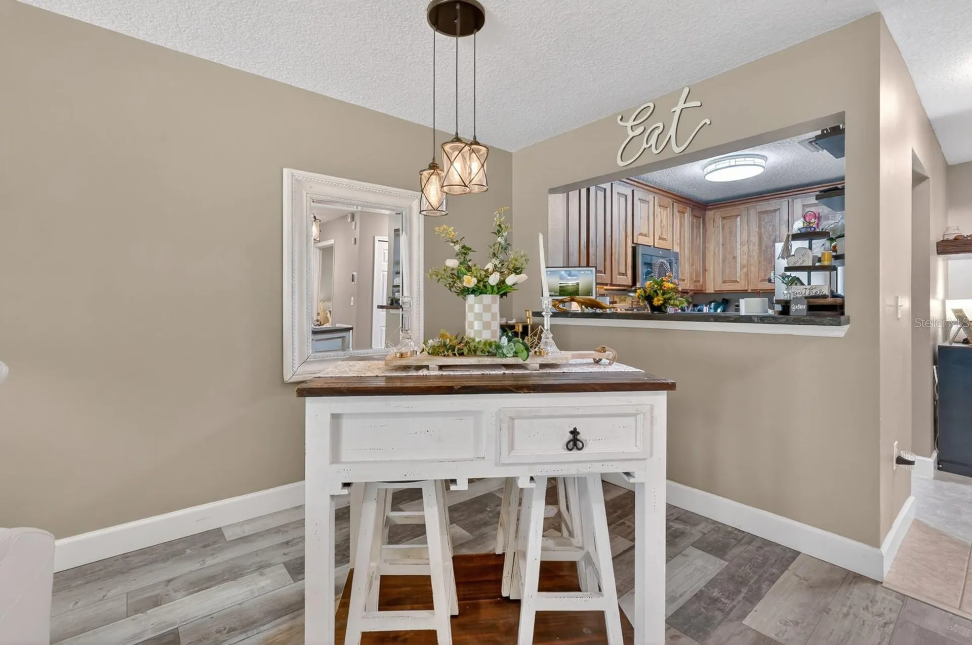 99 Broad River Place Welaka FL 32193