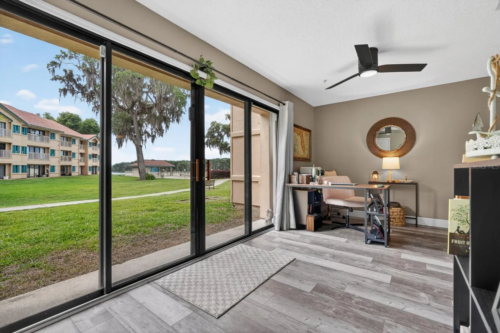 99 Broad River Place Welaka FL 32193