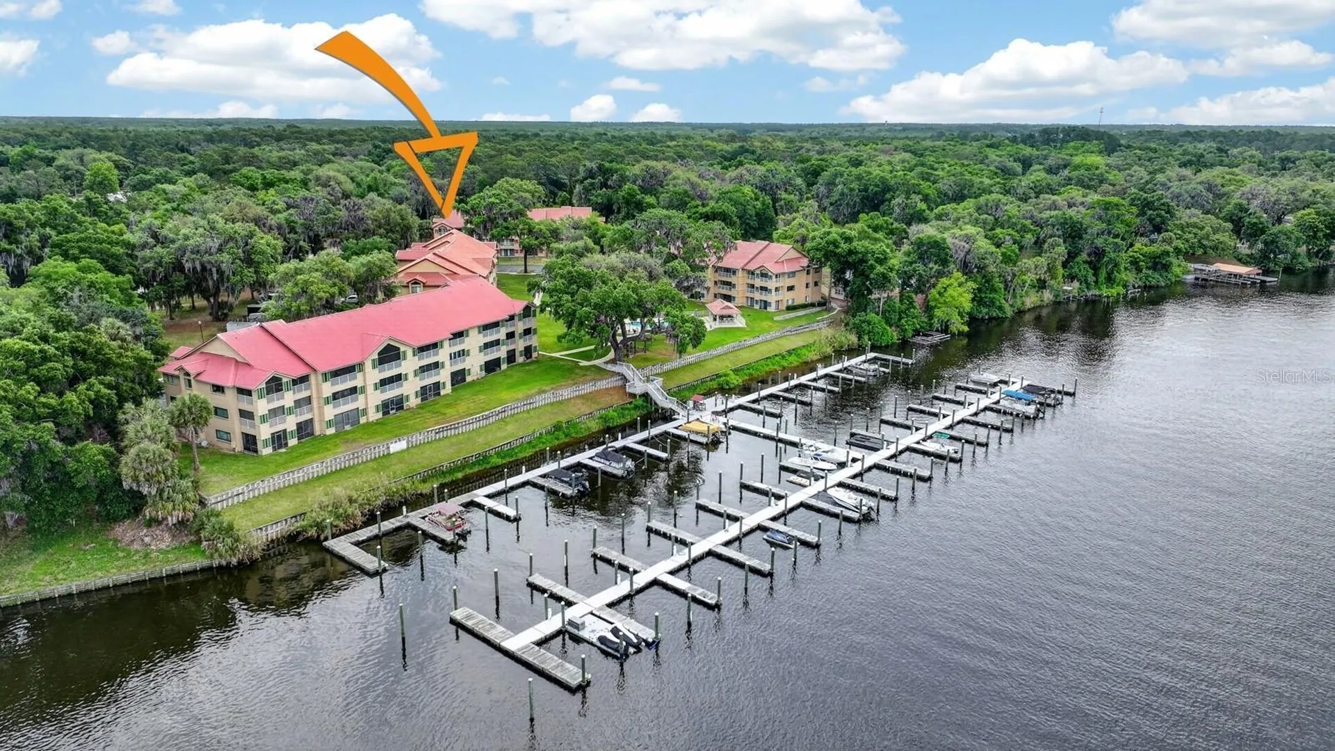 99 Broad River Place Welaka FL 32193