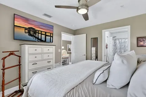 99 Broad River Place Welaka FL 32193