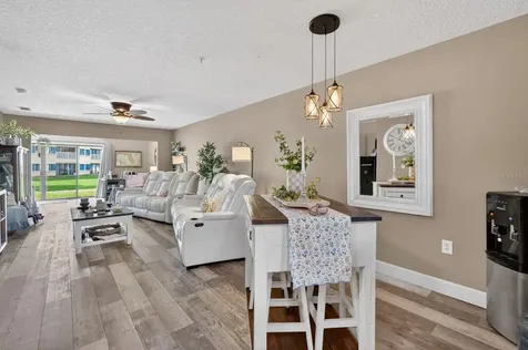 99 Broad River Place Welaka FL 32193